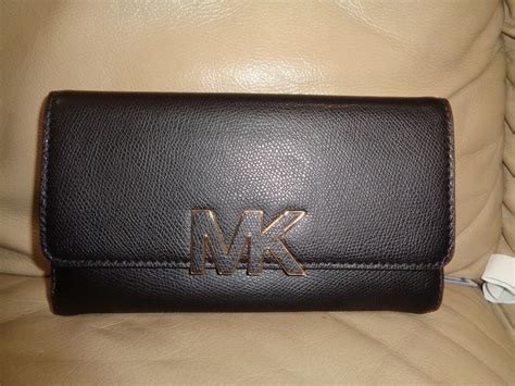 michael kors florence large billfold wallet